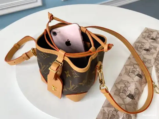 Cheap VUITTON LOUIS PURSE NOÉ 0707